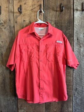 Columbia Men’s Short-Sleeve Button-Down Shirt - Coral
